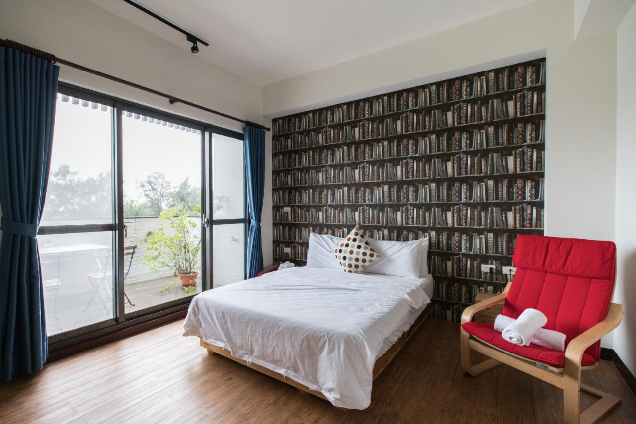 黑琵軼棧湖濱旅宿 K&B Happy Hostel Tainan Luaran gambar