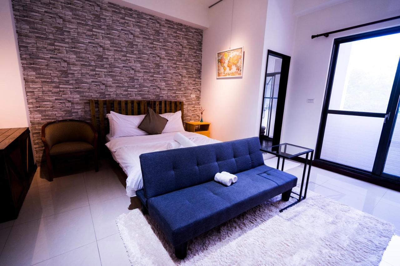 黑琵軼棧湖濱旅宿 K&B Happy Hostel Tainan Luaran gambar