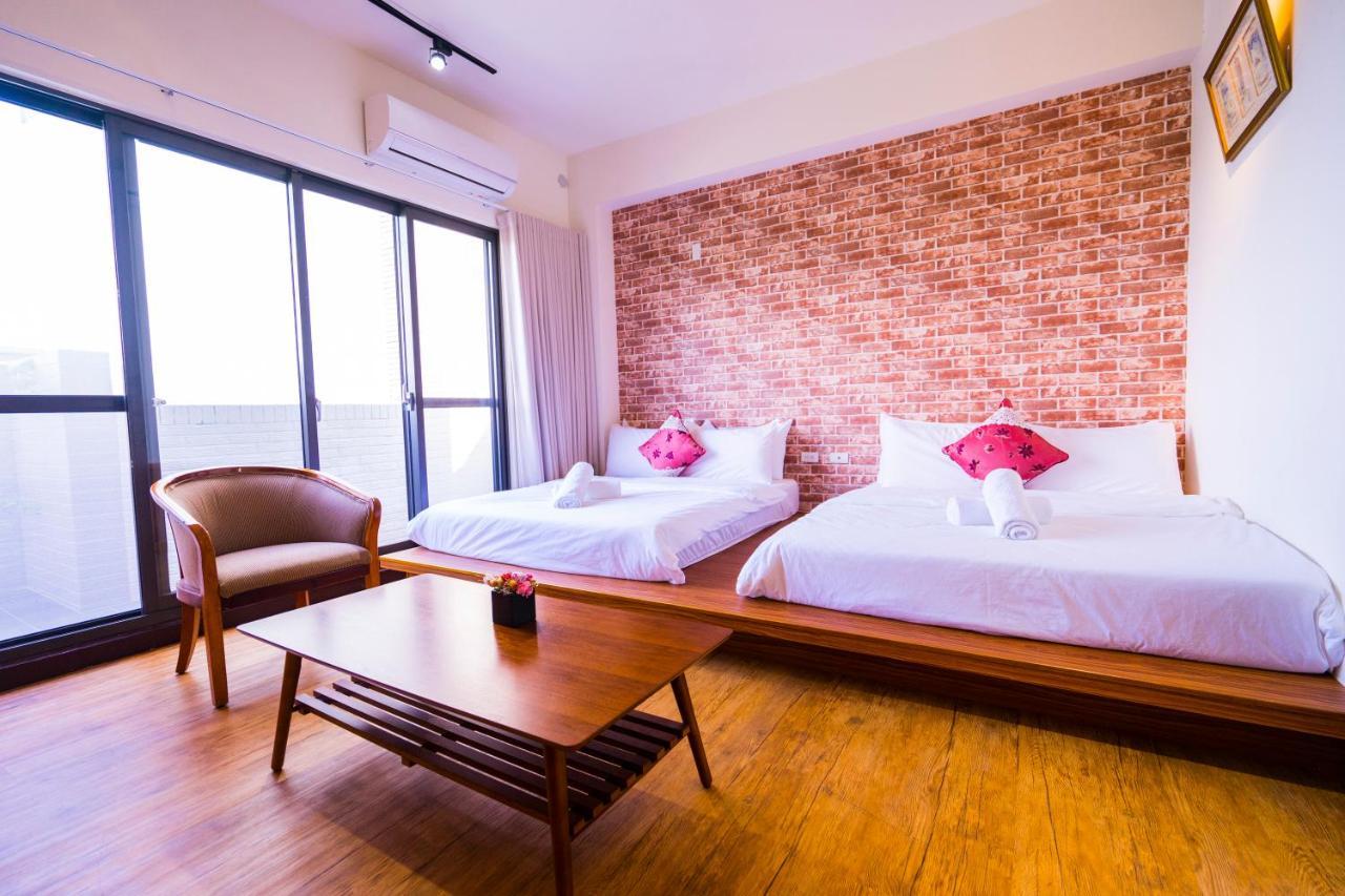 黑琵軼棧湖濱旅宿 K&B Happy Hostel Tainan Luaran gambar