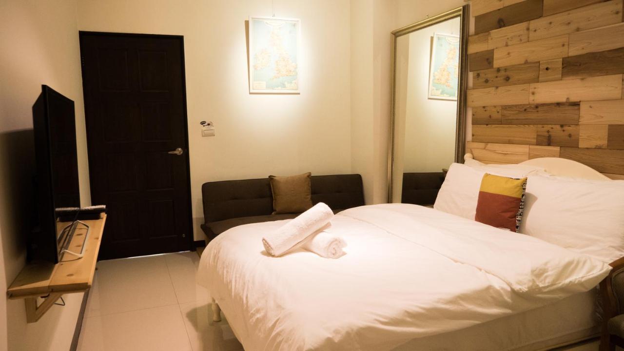 黑琵軼棧湖濱旅宿 K&B Happy Hostel Tainan Luaran gambar