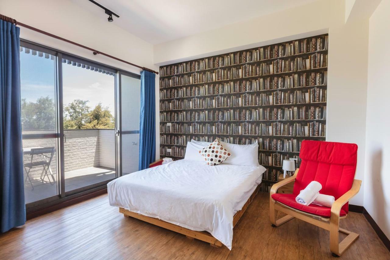 黑琵軼棧湖濱旅宿 K&B Happy Hostel Tainan Luaran gambar
