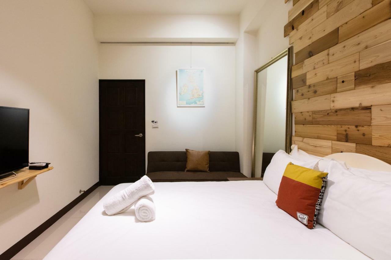 黑琵軼棧湖濱旅宿 K&B Happy Hostel Tainan Luaran gambar